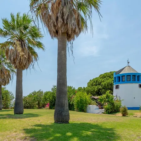 בית נופש Oasis Pool & Views אלבופיירה