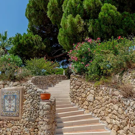 בית נופש Oasis Pool & Views אלבופיירה