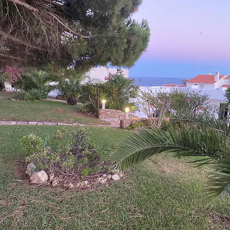 Oasis Pool & Views בית נופש *